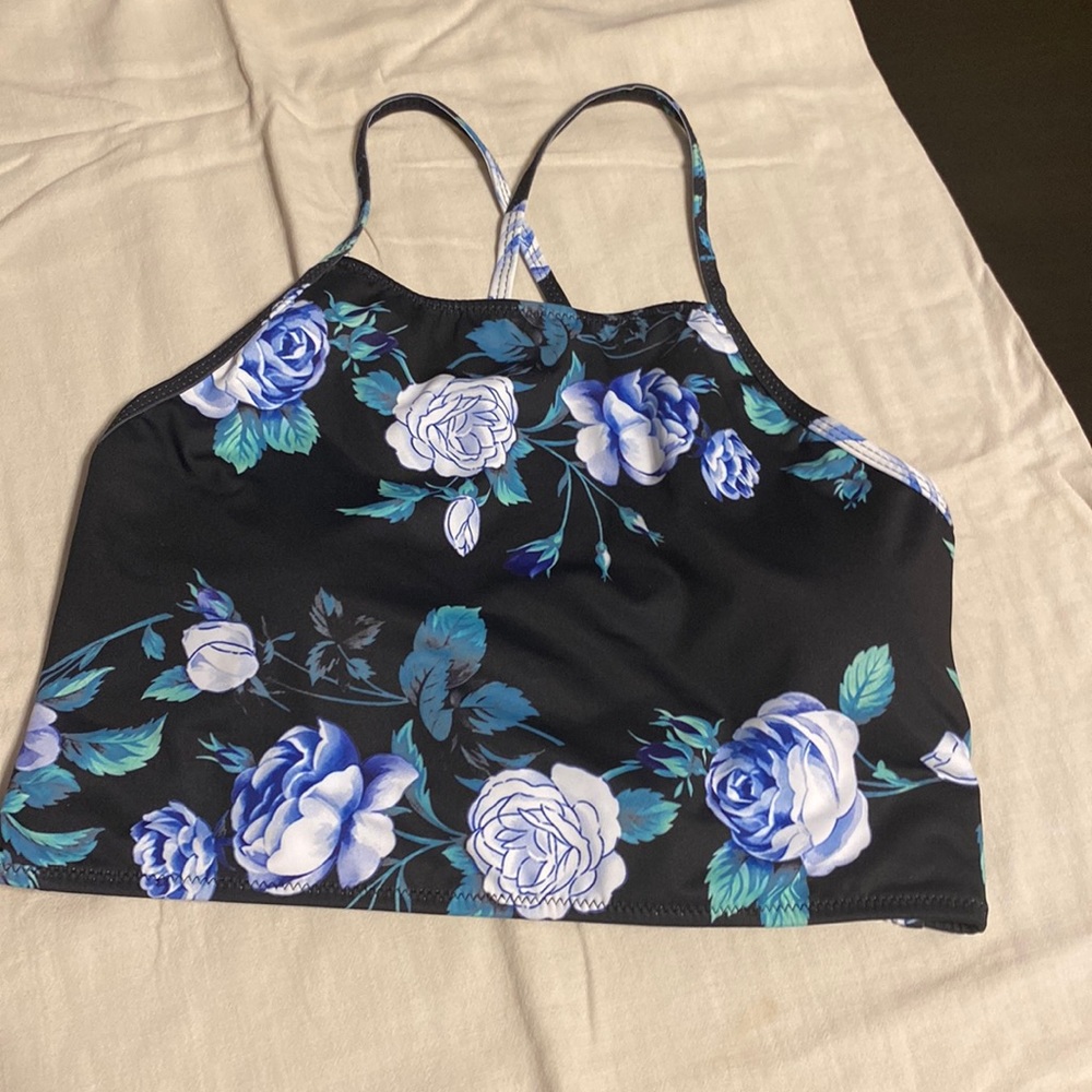 Girl & Women floral print bikini tops size M